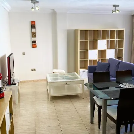 Elegante Piso En *