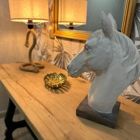 Elegante Piso En Appartement *